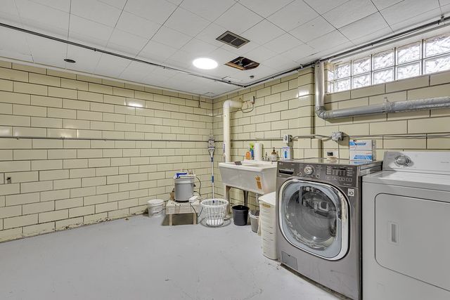 250 Neville Rd, Brighton Twp, PA 15009