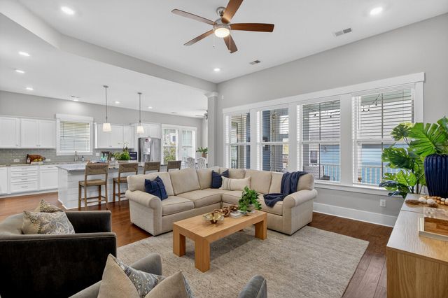 3542 Crosstrees Lane, Mount Pleasant, SC 29466