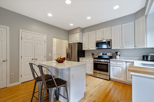 118 Sadler Lane, Williston, VT 05495