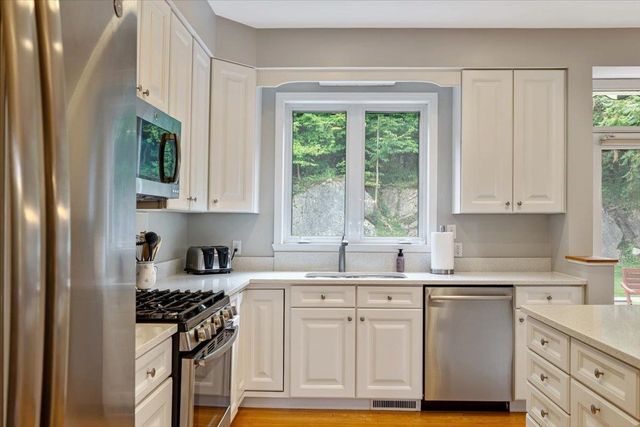 118 Sadler Lane, Williston, VT 05495
