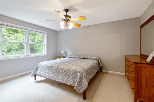 118 Sadler Lane, Williston, VT 05495