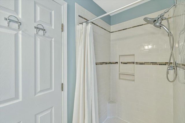 118 Sadler Lane, Williston, VT 05495