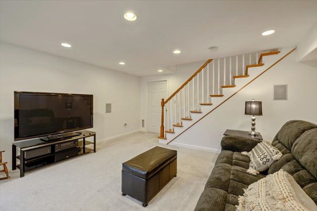 118 Sadler Lane, Williston, VT 05495
