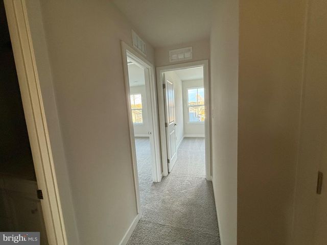 4337 REUSCH CIR, New Castle, DE 19720