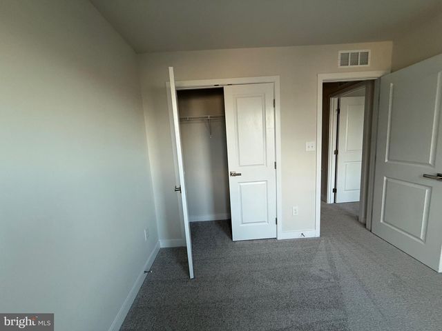 4337 REUSCH CIR, New Castle, DE 19720