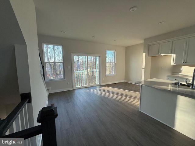 4337 REUSCH CIR, New Castle, DE 19720