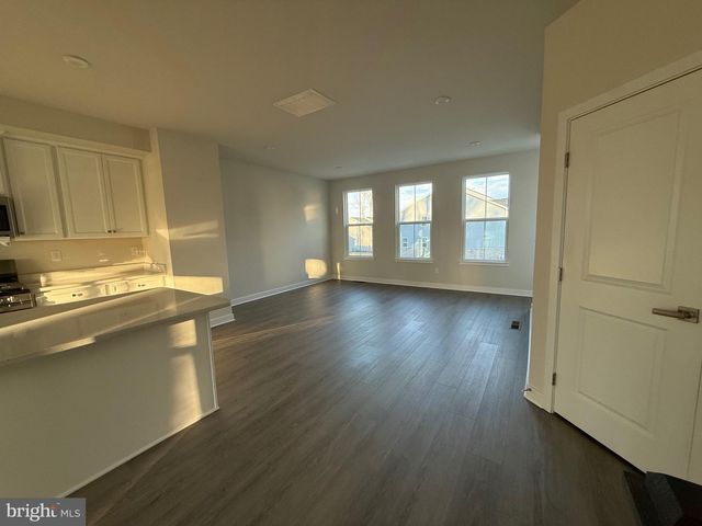 4337 REUSCH CIR, New Castle, DE 19720