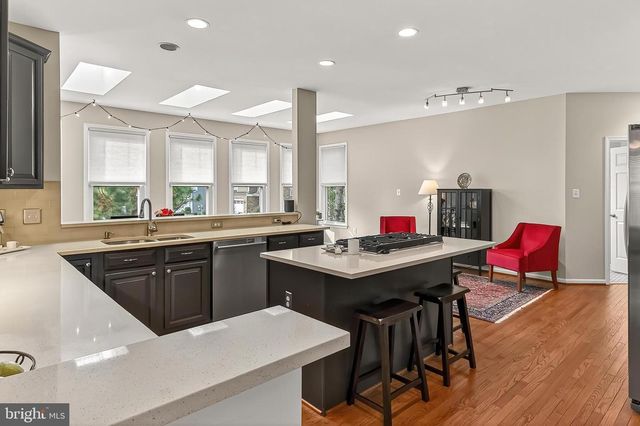 7736 WHITE WILLOW CT, Springfield, VA 22153