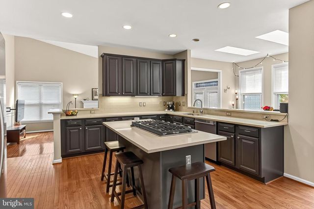 7736 WHITE WILLOW CT, Springfield, VA 22153