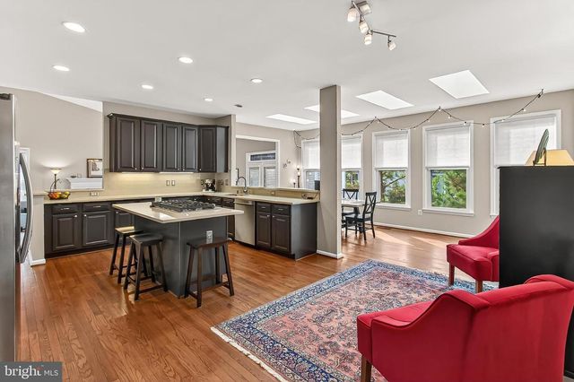 7736 WHITE WILLOW CT, Springfield, VA 22153