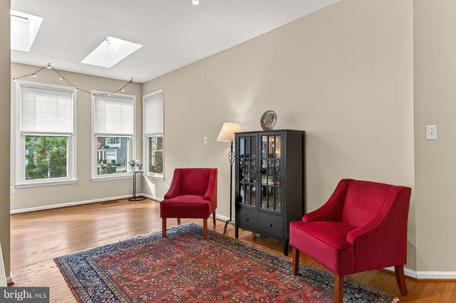 7736 WHITE WILLOW CT, Springfield, VA 22153