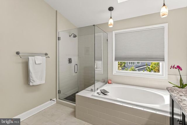 7736 WHITE WILLOW CT, Springfield, VA 22153