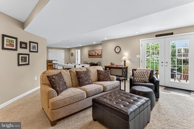 7736 WHITE WILLOW CT, Springfield, VA 22153