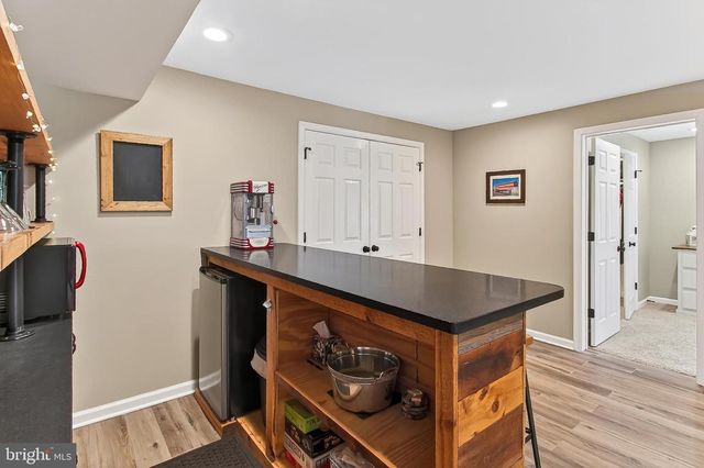 7736 WHITE WILLOW CT, Springfield, VA 22153