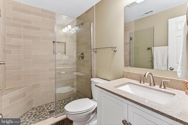 7736 WHITE WILLOW CT, Springfield, VA 22153