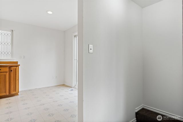 12042 31st Avenue NE, Seattle, WA 98125