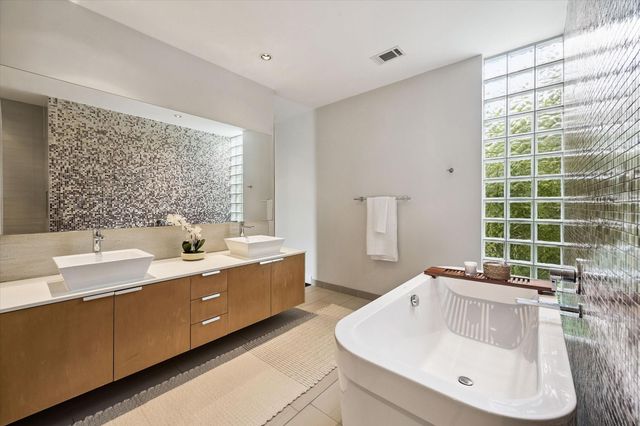 1808 Palm Street, Houston, TX 77004