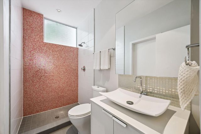 1808 Palm Street, Houston, TX 77004