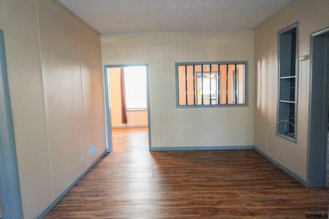 571 N 3rd Street, Tecumseh, NE 68450