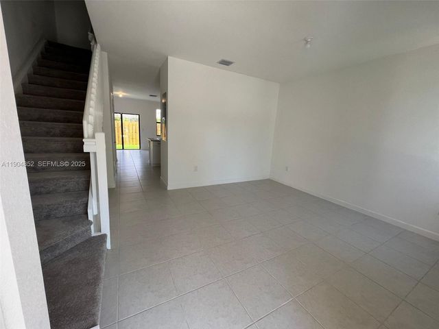 875 NE 211th Street 0, Miami, FL 33179