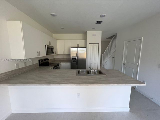 875 NE 211th Street 0, Miami, FL 33179