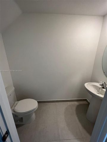 875 NE 211th Street 0, Miami, FL 33179