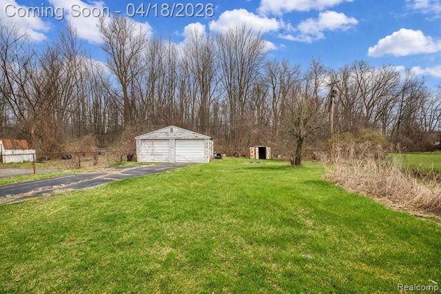 35740 Beverly Road, Romulus, MI 48174