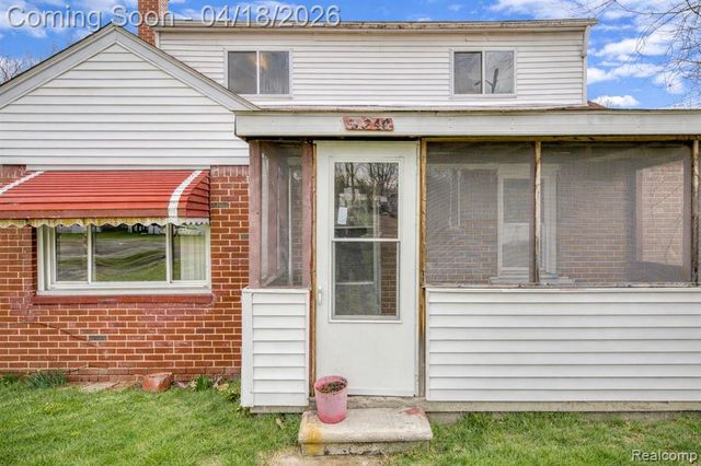 35740 Beverly Road, Romulus, MI 48174