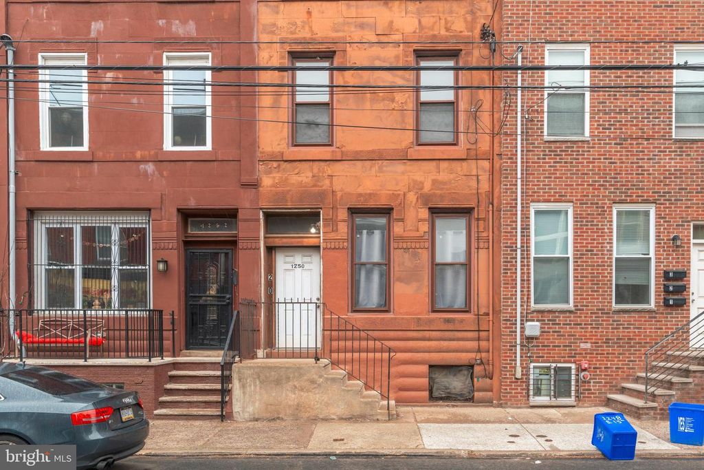 1250 S 15TH ST, Philadelphia, PA 19146