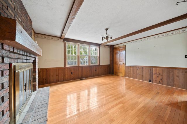 109 West Water St, Rockland, MA 02370