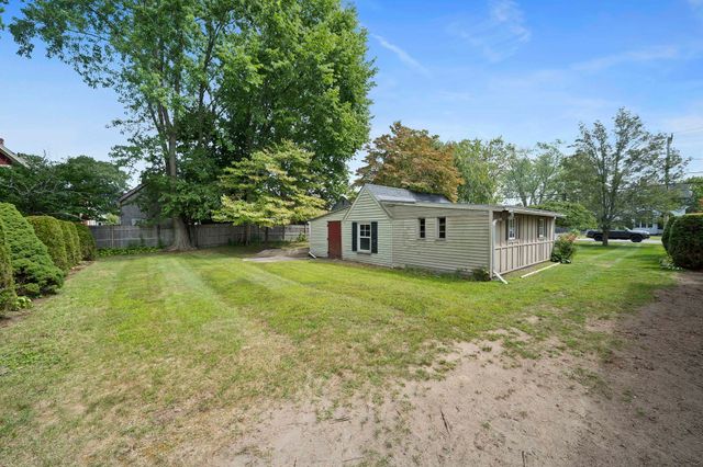 109 West Water St, Rockland, MA 02370