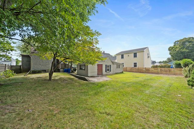 109 West Water St, Rockland, MA 02370