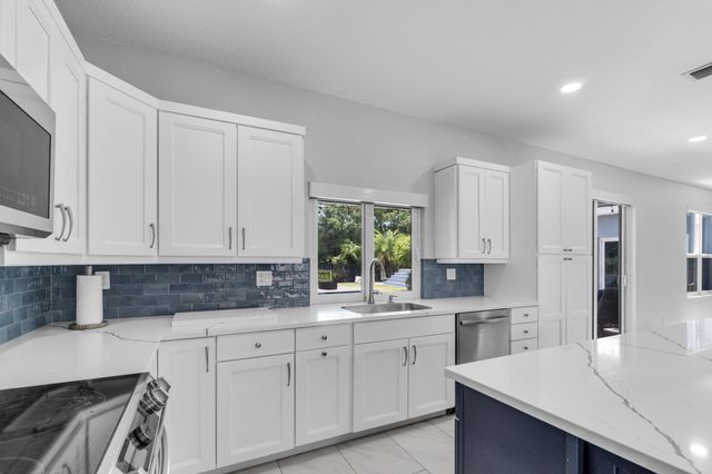 9192 Picot Ct, Boynton Beach, FL 33472
