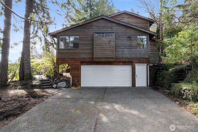 4806 Sunrise Beach Road NW, Olympia, WA 98502