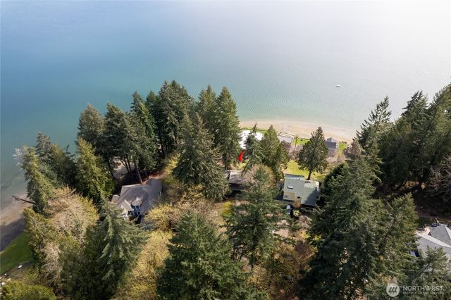 4806 Sunrise Beach Road NW, Olympia, WA 98502