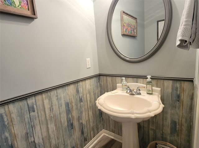 18402 Spinner Court Drive, Humble, TX 77346