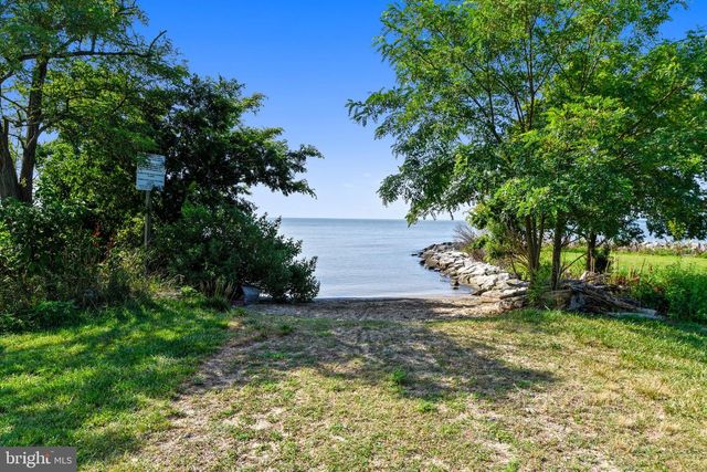 5510 DARTMOUTH ST, Churchton, MD 20733