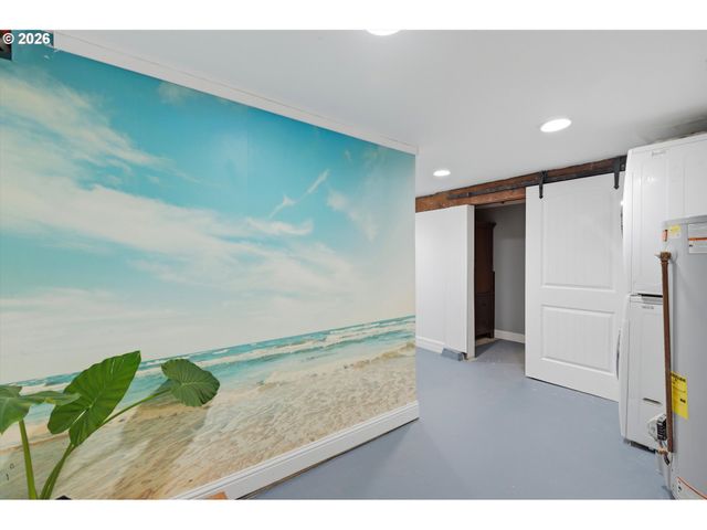 7158 Sw 4TH Ave, Portland, OR 97219