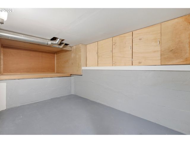 7158 Sw 4TH Ave, Portland, OR 97219