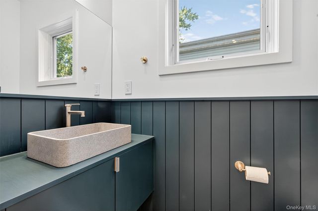 6 Glenwood Avenue, Poughkeepsie, NY 12603