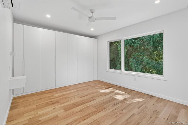 6 Glenwood Avenue, Poughkeepsie, NY 12603