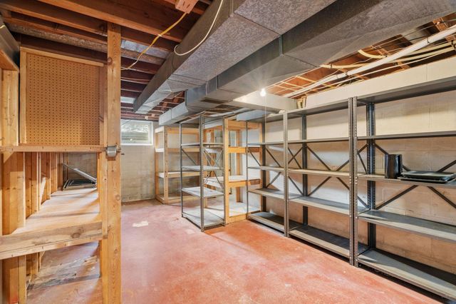 1675 3rd Street E, Saint Paul, MN 55106