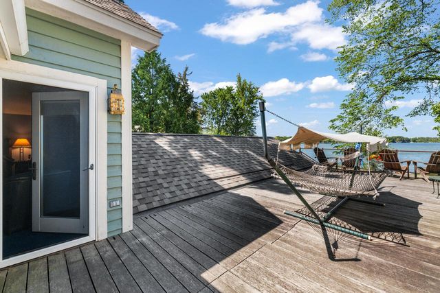 904 W Labelle AVENUE, Oconomowoc, WI 53066