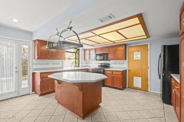44317 Sedona Way, Lancaster, CA 93536