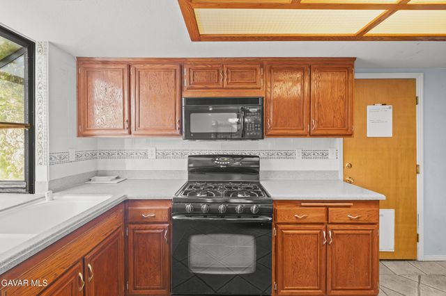 44317 Sedona Way, Lancaster, CA 93536