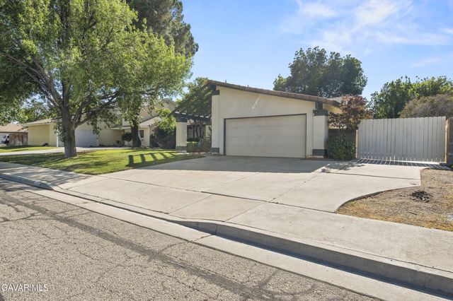 44317 Sedona Way, Lancaster, CA 93536
