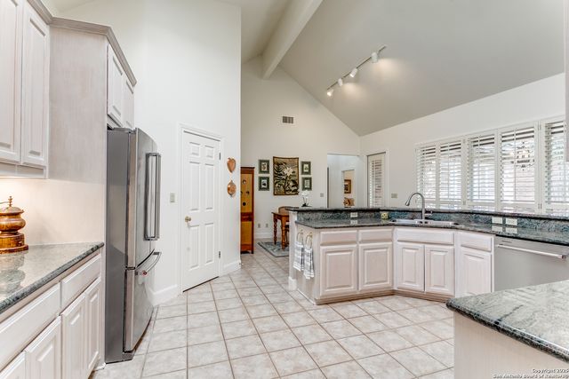 50 Bristol Green, San Antonio, TX 78209