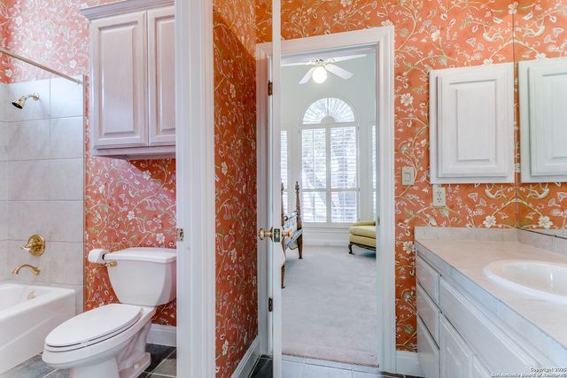50 Bristol Green, San Antonio, TX 78209