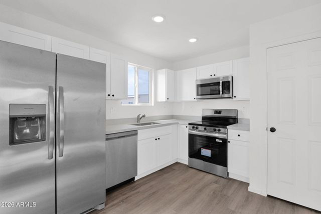 4037 S 12th Street, Phoenix, AZ 85040