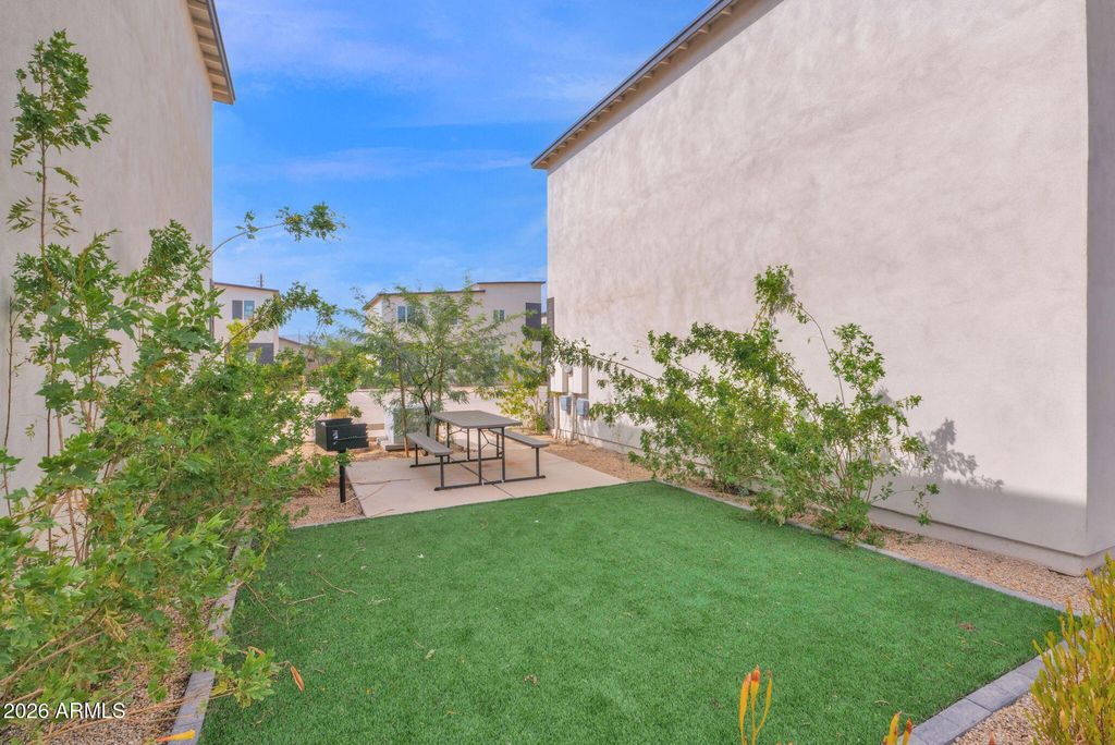 4037 S 12th Street, Phoenix, AZ 85040 — photo 3